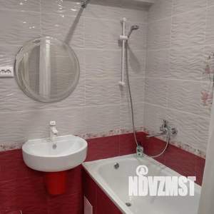 1-к квартира, посуточно, 56м2, 2/10 этаж