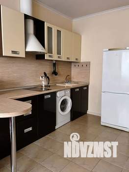 Студия квартира, посуточно, 33м2, 2/3 этаж