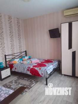 1-к квартира, посуточно, 28м2, 1/2 этаж