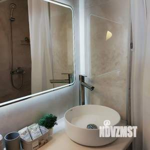 Студия квартира, посуточно, 27м2, 1/21 этаж