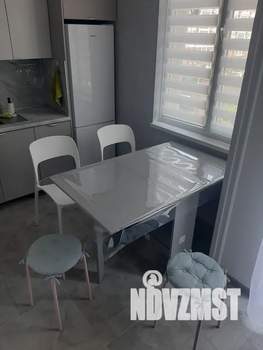 Студия квартира, посуточно, 28м2, 4/9 этаж