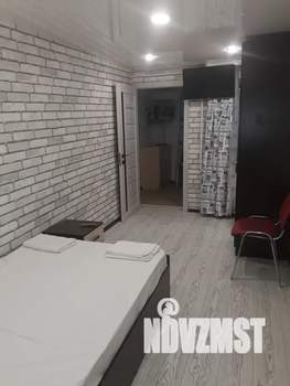 2-к квартира, посуточно, 18м2, 1/2 этаж