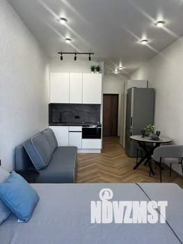 Студия квартира, посуточно, 30м2, 13/20 этаж