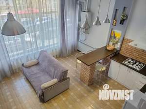 Студия квартира, посуточно, 34м2, 1/5 этаж