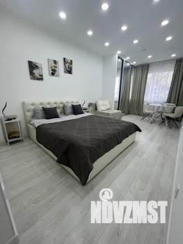 Студия квартира, посуточно, 24м2, 1/22 этаж