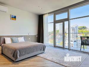 Студия квартира, посуточно, 60м2, 12/16 этаж