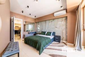 2-к квартира, посуточно, 77м2, 1/1 этаж