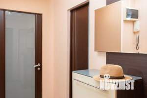 1-к квартира, посуточно, 60м2, 1/1 этаж