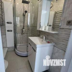 Студия квартира, посуточно, 23м2, 1/6 этаж