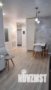 1-к квартира, посуточно, 46м2, 8/18 этаж