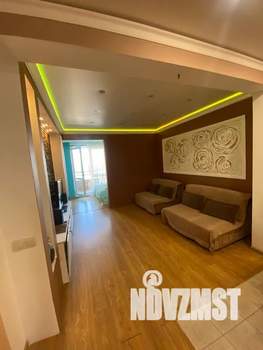 2-к квартира, посуточно, 42м2, 13/19 этаж