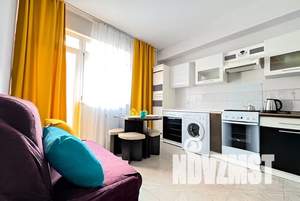 2-к квартира, посуточно, 47м2, 3/5 этаж