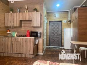 Студия квартира, посуточно, 25м2, 1/4 этаж