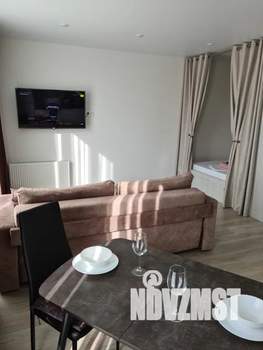 Студия квартира, посуточно, 37м2, 22/25 этаж