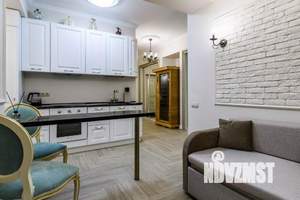 1-к квартира, посуточно, 45м2, 1/1 этаж