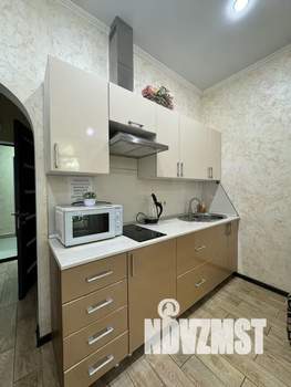 Студия квартира, посуточно, 27м2, 4/7 этаж