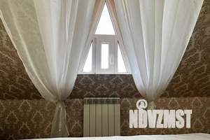 1-к квартира, посуточно, 37м2, 3/3 этаж