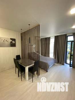 Студия квартира, посуточно, 35м2, 1/3 этаж