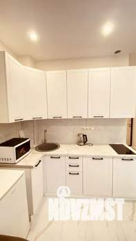 Студия квартира, посуточно, 30м2, 1/5 этаж