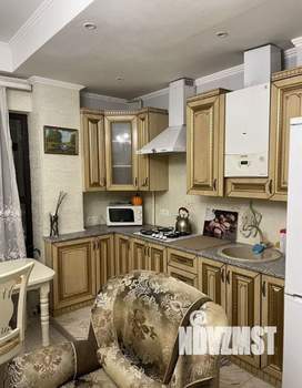 Студия квартира, посуточно, 27м2, 1/4 этаж