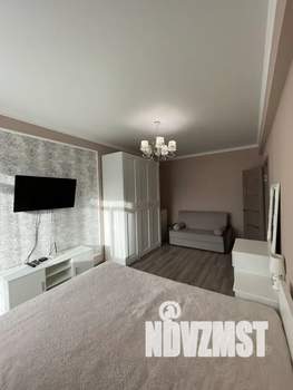 1-к квартира, посуточно, 34м2, 4/5 этаж