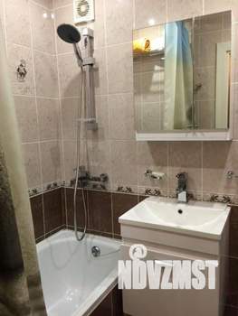 1-к квартира, посуточно, 40м2, 1/1 этаж