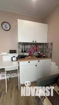 Студия квартира, посуточно, 18м2, 1/3 этаж