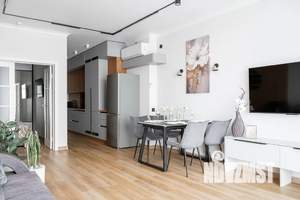 2-к квартира, посуточно, 61м2, 4/13 этаж