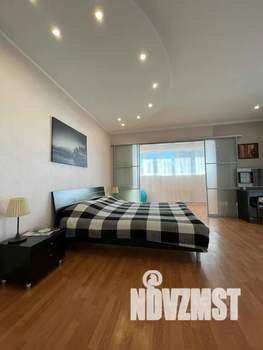 2-к квартира, посуточно, 130м2, 17/20 этаж