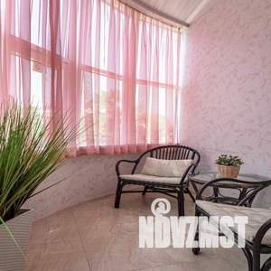 2-к квартира, посуточно, 55м2, 1/1 этаж