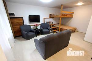 1-к квартира, посуточно, 52м2, 1/1 этаж