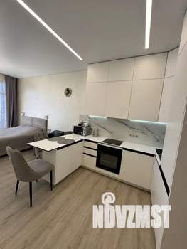 Студия квартира, посуточно, 30м2, 9/20 этаж