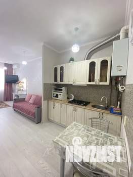 Студия квартира, посуточно, 32м2, 1/6 этаж