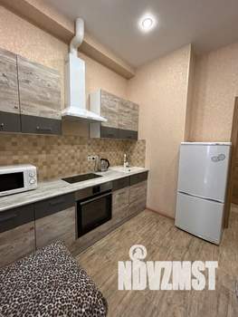 1-к квартира, посуточно, 37м2, 3/13 этаж