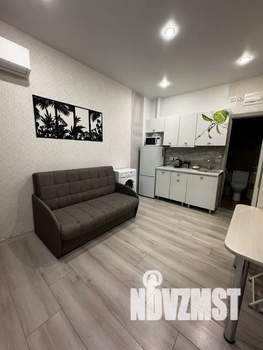 Студия квартира, посуточно, 20м2, 1/3 этаж