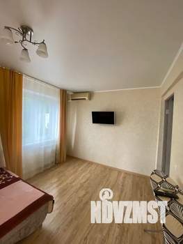 1-к квартира, посуточно, 40м2, 4/5 этаж