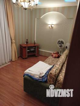 5-к квартира, на длительный срок, 225м2, 5/7 этаж