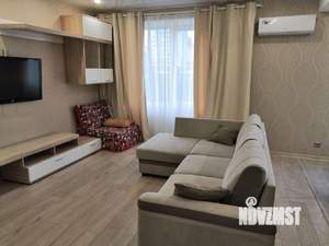Студия квартира, посуточно, 38м2, 10/13 этаж