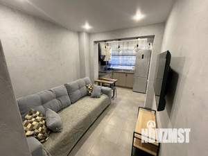 Студия квартира, посуточно, 37м2, 1/6 этаж