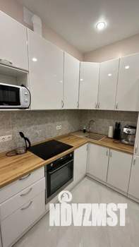 1-к квартира, посуточно, 37м2, 1/7 этаж