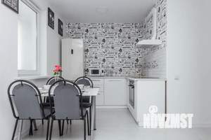 Студия квартира, посуточно, 30м2, 1/12 этаж