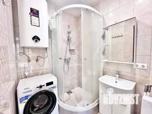 Студия квартира, посуточно, 35м2, 1/3 этаж