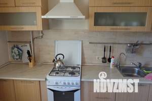 1-к квартира, посуточно, 36м2, 9/9 этаж