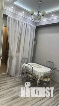 1-к квартира, посуточно, 55м2, 3/8 этаж