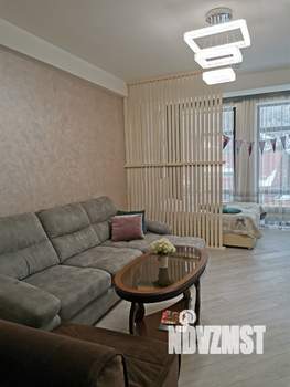 Студия квартира, посуточно, 43м2, 3/4 этаж
