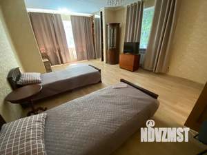 2-к квартира, посуточно, 60м2, 1/5 этаж