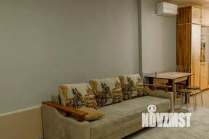 Студия квартира, посуточно, 31м2, 1/3 этаж