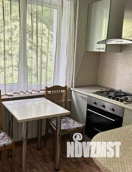 2-к квартира, посуточно, 45м2, 4/4 этаж