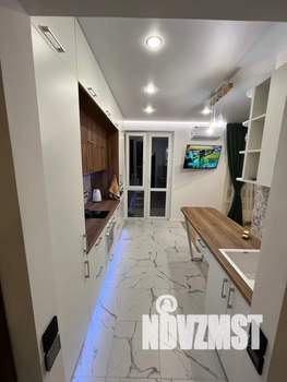 Студия квартира, посуточно, 28м2, 11/12 этаж