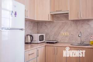 1-к квартира, посуточно, 48м2, 1/1 этаж